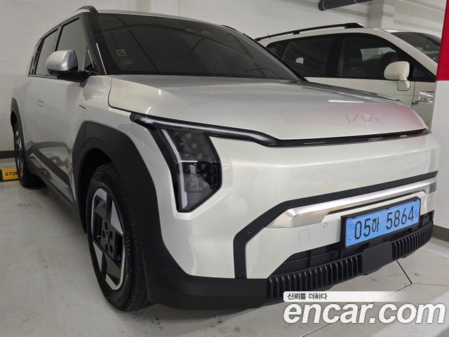 Kia EV3 из Кореи Encar