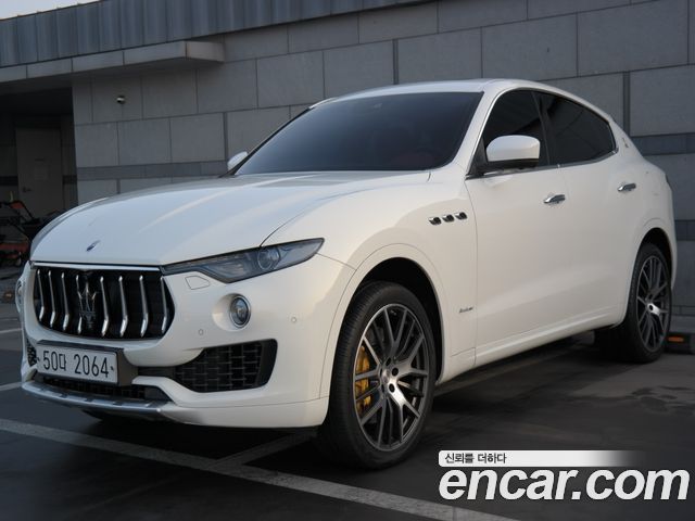 Maserati Levante 3.0 S AWD GranLusso — пробег 57 237 км — фото 2 из 5