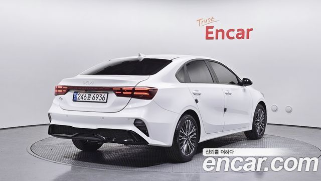 Kia K3 из Кореи Encar