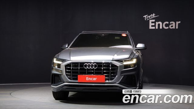 Audi Q8 50 TDI Quattro Premium — пробег 130 600 км