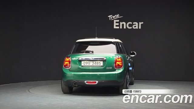 Mini Cooper из Кореи Encar