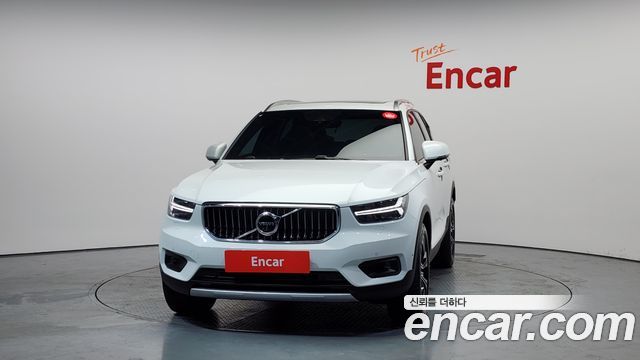 Volvo XC40 B4 Inscription — пробег 33 513 км — фото 3 из 5