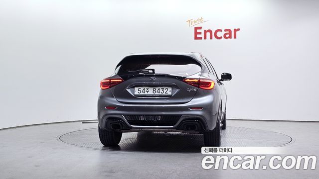 Infiniti Q30 из Кореи Encar