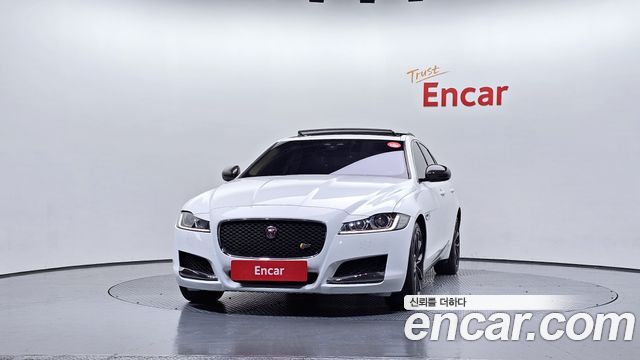Jaguar XF из Кореи Encar