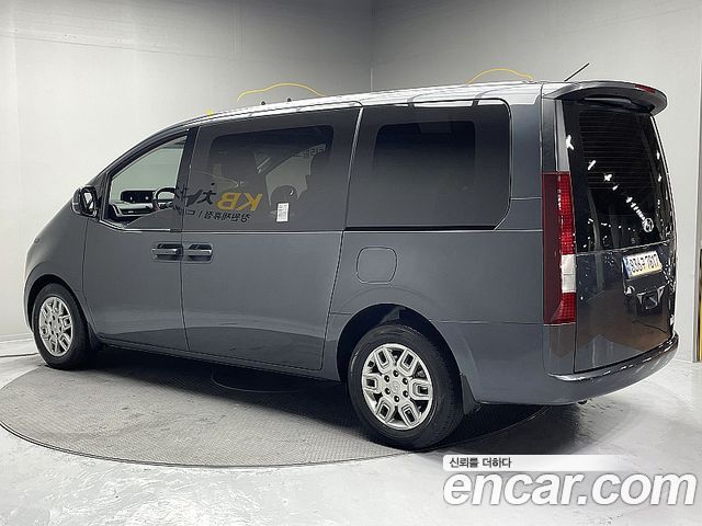 Hyundai Staria Cargo 5-Seater Modern — пробег 37 296 км — фото 2 из 5