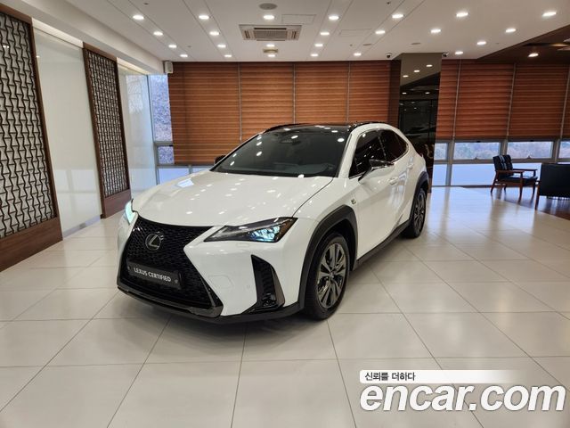 Lexus UX из Кореи Encar