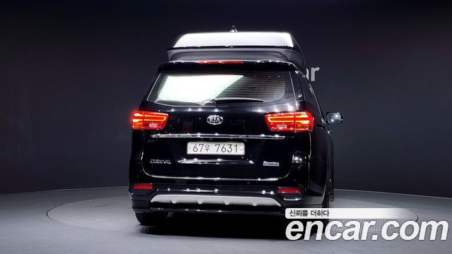 Kia Carnival из Кореи Encar