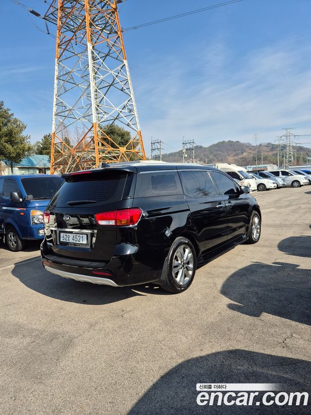 Kia Carnival из Кореи Encar