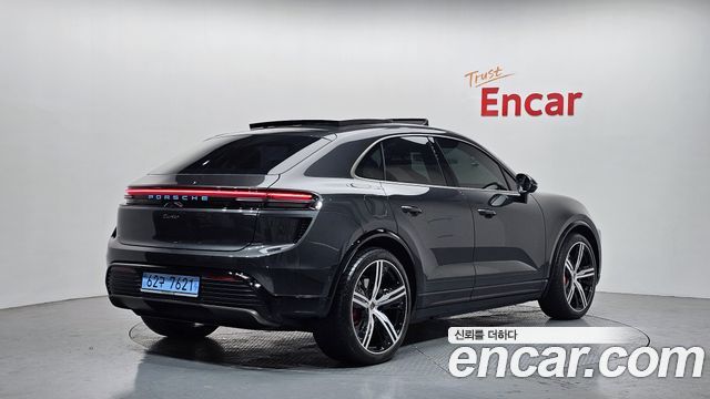 Porsche Macan из Кореи Encar