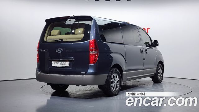 Hyundai Starex 4WD 11-Seater Wagon Modern Special — пробег 73 073 км — фото 2 из 5