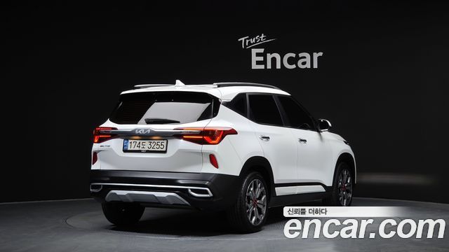 Kia Seltos из Кореи Encar