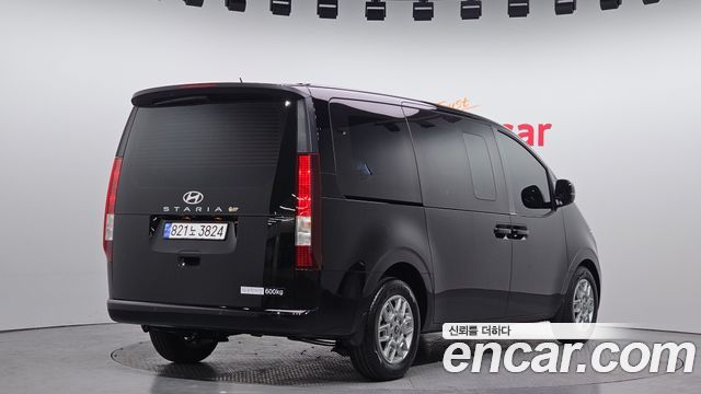 Hyundai Staria из Кореи Encar
