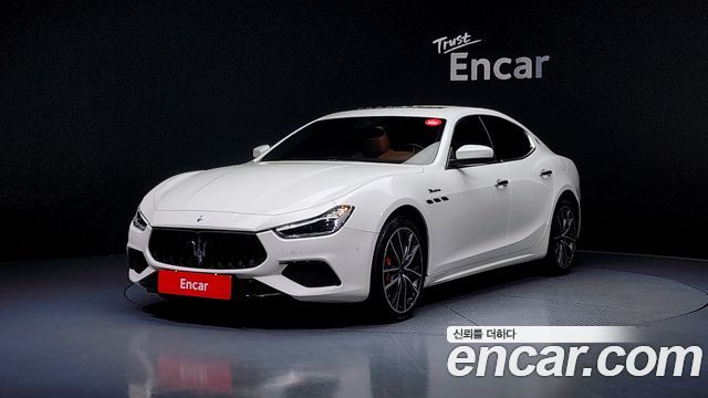 Maserati Ghibli из Кореи Encar