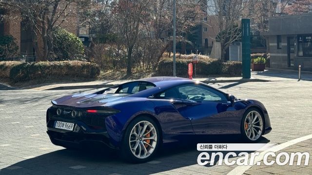Mclaren Artura из Кореи Encar
