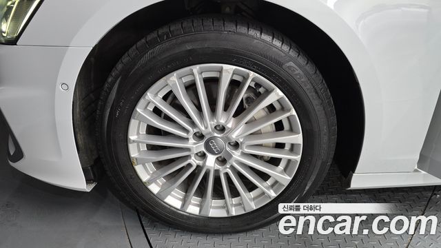Audi A6 45 TFSI Quattro Premium — пробег 115 272 км