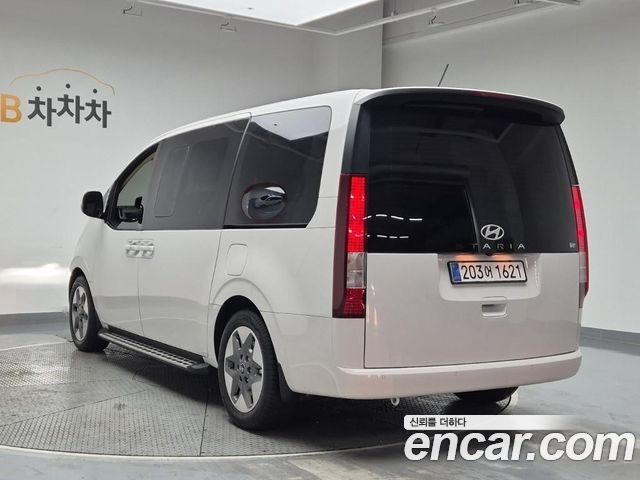 Hyundai Staria из Кореи Encar