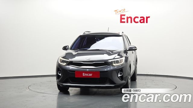 Kia Stonic из Кореи Encar