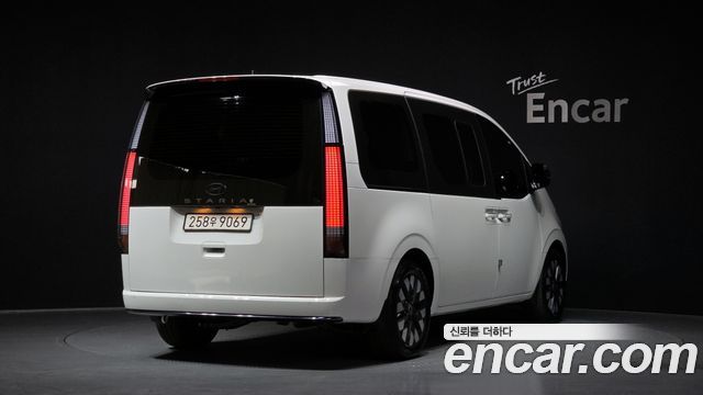 Hyundai Staria из Кореи Encar