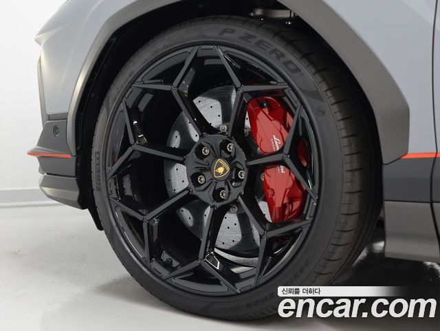 Lamborghini Urus 4.0 V8 Performante — пробег 723 км — фото 5 из 5
