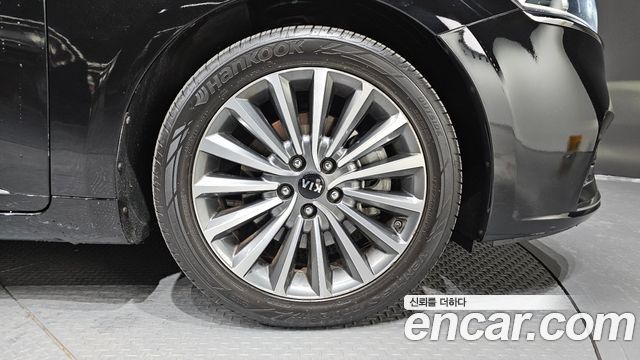 Kia K7 из Кореи Encar