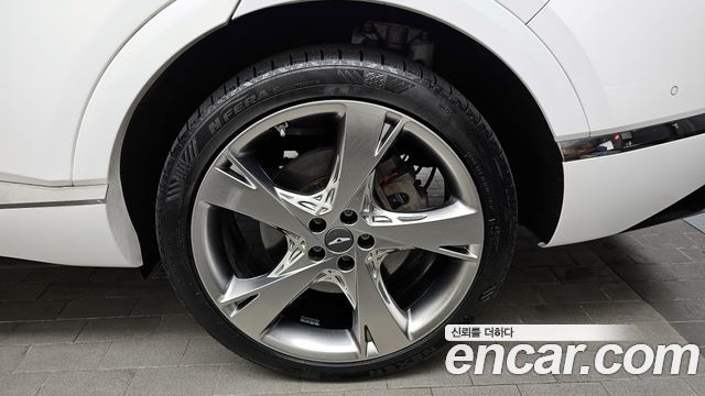 Genesis GV80 из Кореи Encar