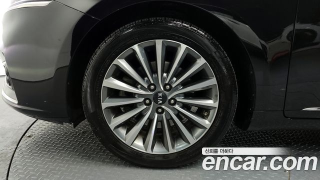 Kia K7 из Кореи Encar