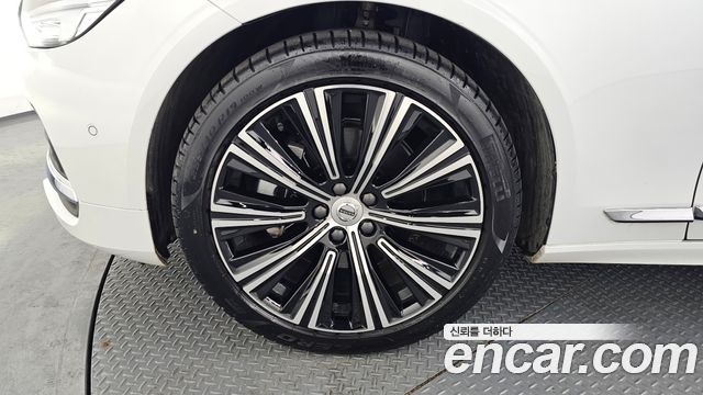 Volvo S90 из Кореи Encar