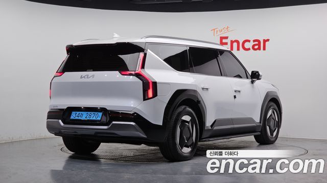 Kia EV9 из Кореи Encar