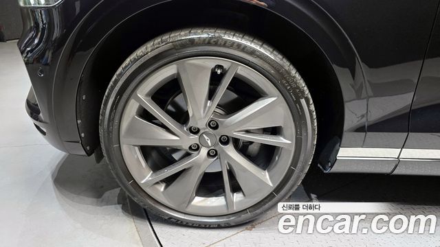 Genesis GV70 из Кореи Encar