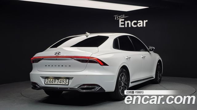Hyundai Grandeur из Кореи Encar