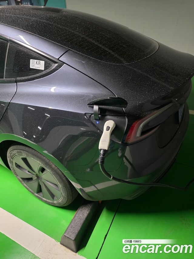 Tesla Model 3 RWD — пробег 30 000 км — фото 5 из 5