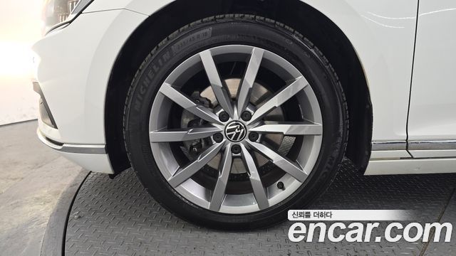 Volkswagen Passat из Кореи Encar