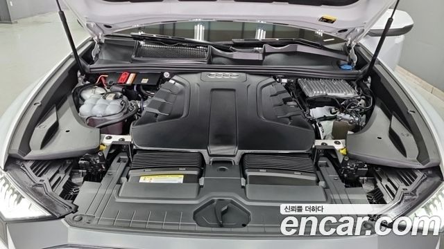 Audi Q8 из Кореи Encar