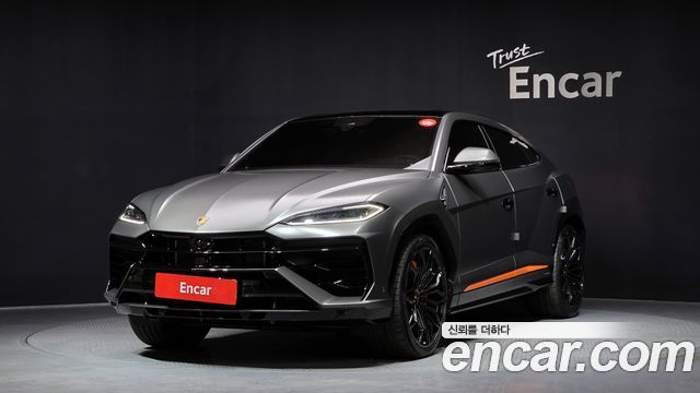 Lamborghini Urus из Кореи Encar