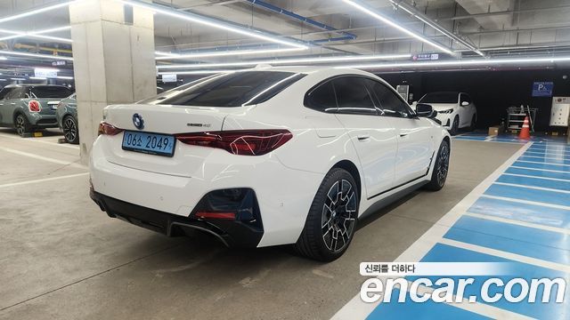 BMW i4 из Кореи Encar