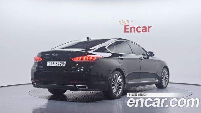 Hyundai Genesis из Кореи Encar