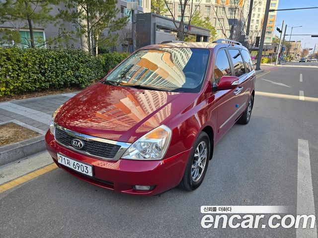 Kia Carnival Grand Carnival GLX Deluxe — пробег 204 214 км — фото 1 из 5