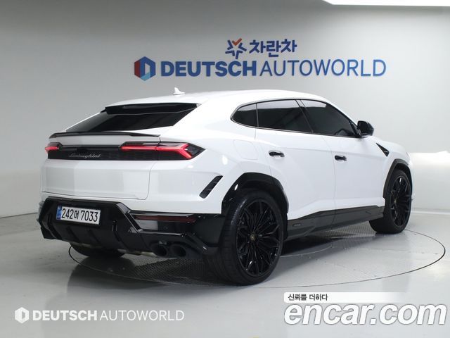 Lamborghini Urus из Кореи Encar