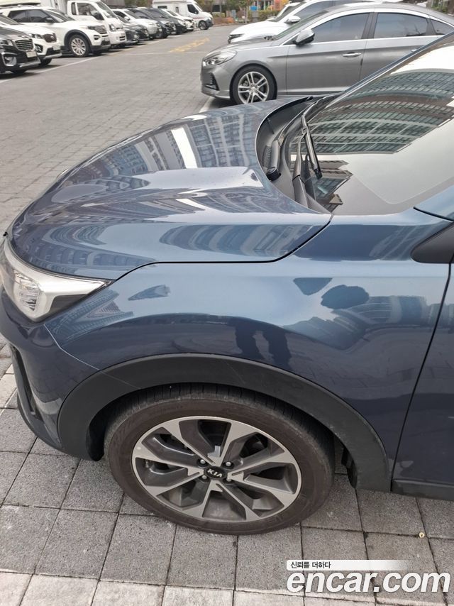 Kia Stonic из Кореи Encar