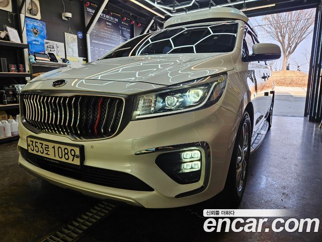Kia Carnival из Кореи Encar