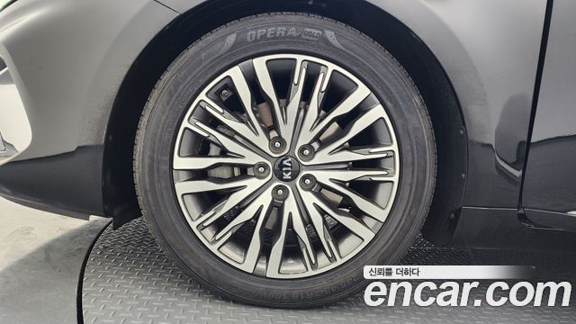 Kia K7 из Кореи Encar