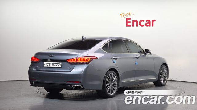 Hyundai Genesis из Кореи Encar