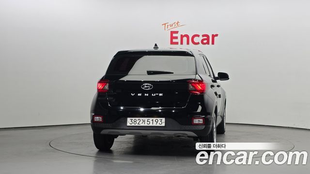 Hyundai Venue из Кореи Encar