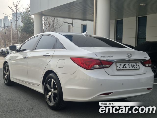 Hyundai Sonata CVVL Bluesaver — пробег 171 682 км — фото 5 из 5