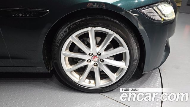 Jaguar XF из Кореи Encar