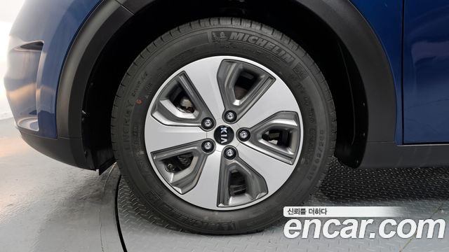 Kia Niro из Кореи Encar