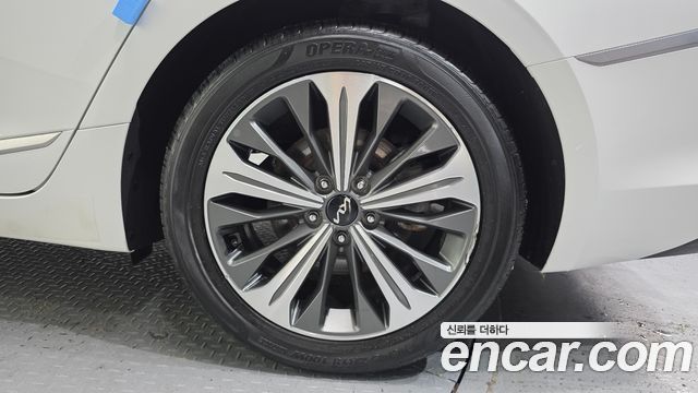 Kia K8 из Кореи Encar