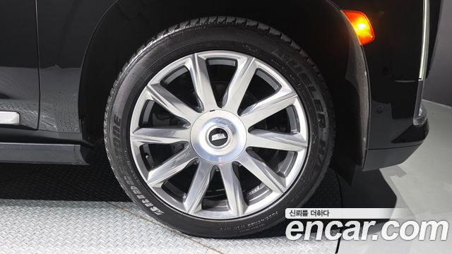 Cadillac Escalade 6.2 Premium Luxury Platinum — пробег 99 390 км