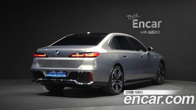 BMW i7 из Кореи Encar
