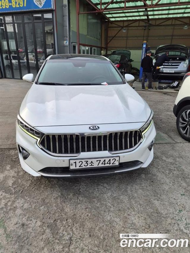 Kia K7 из Кореи Encar